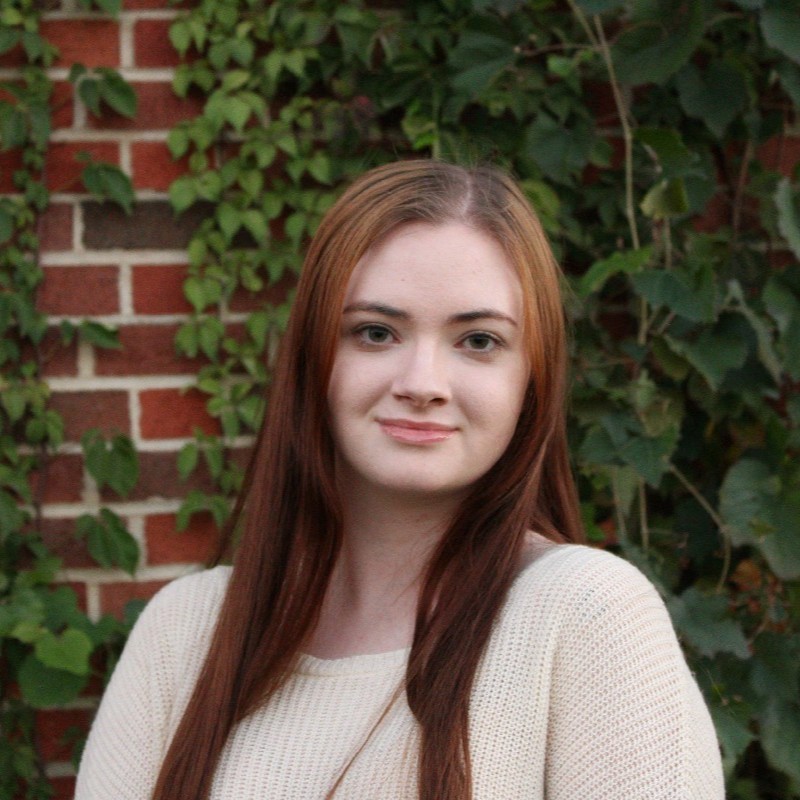 Madeleine Adams headshot