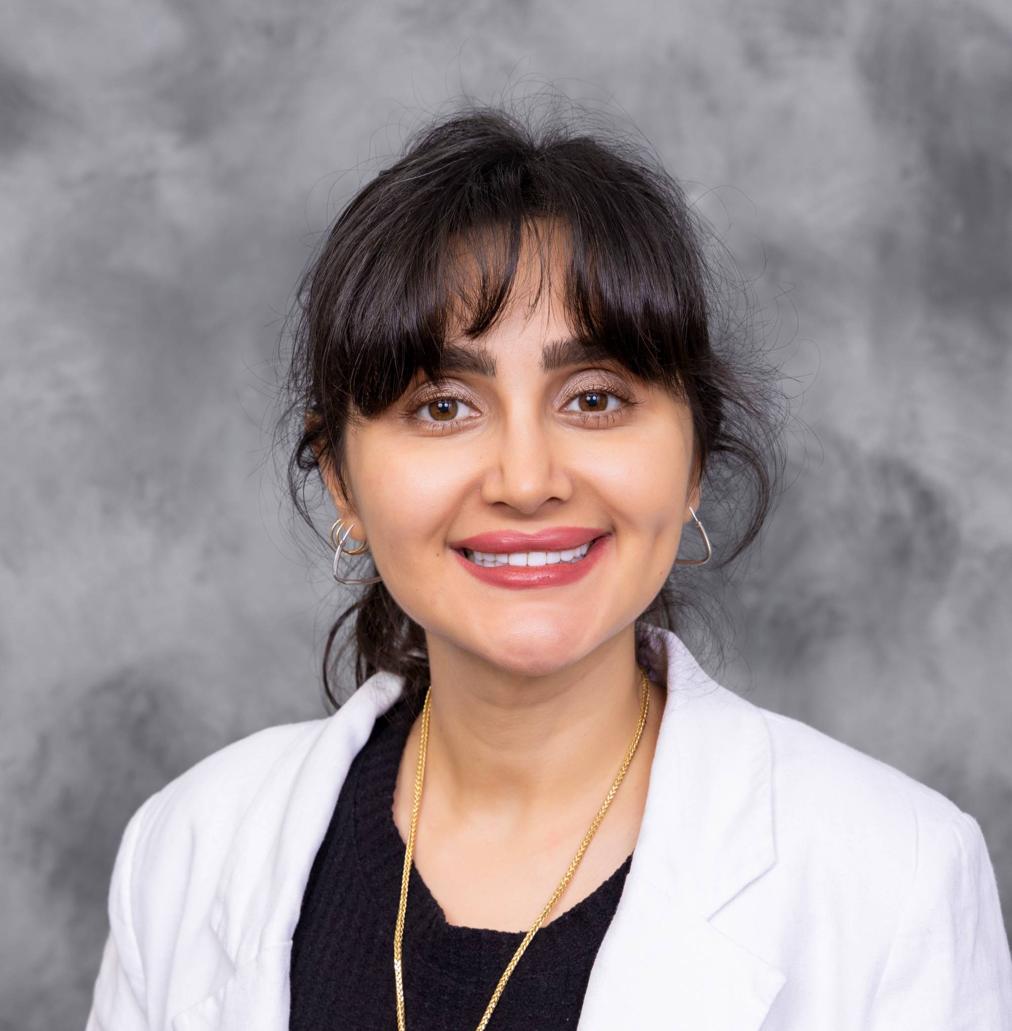 Sanaz Akbari Headshot